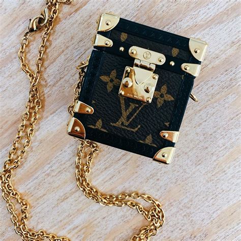 airpods case lv
